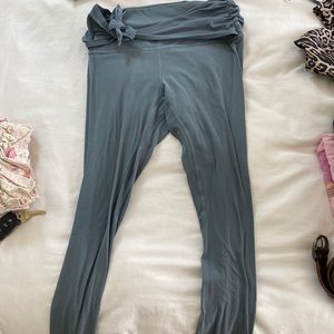 Lululemon align pants 25”